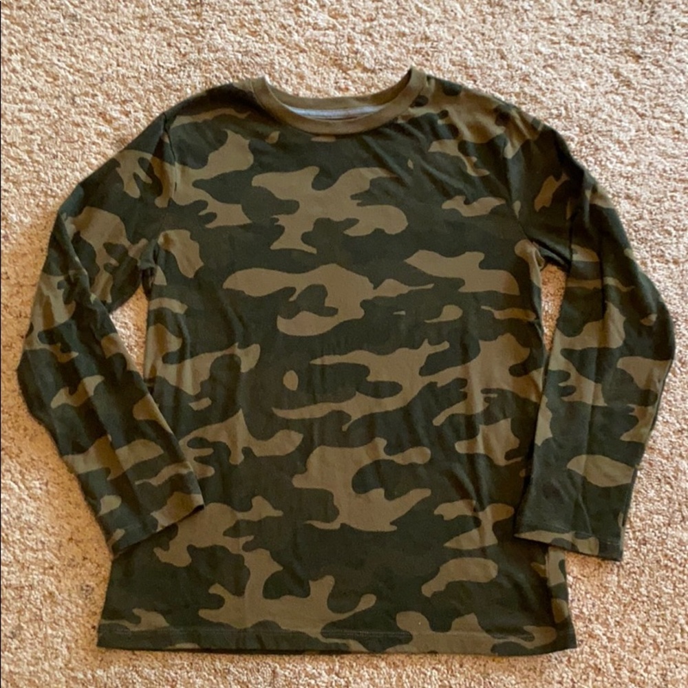 Old Navy Long-sleeve Camo Tee